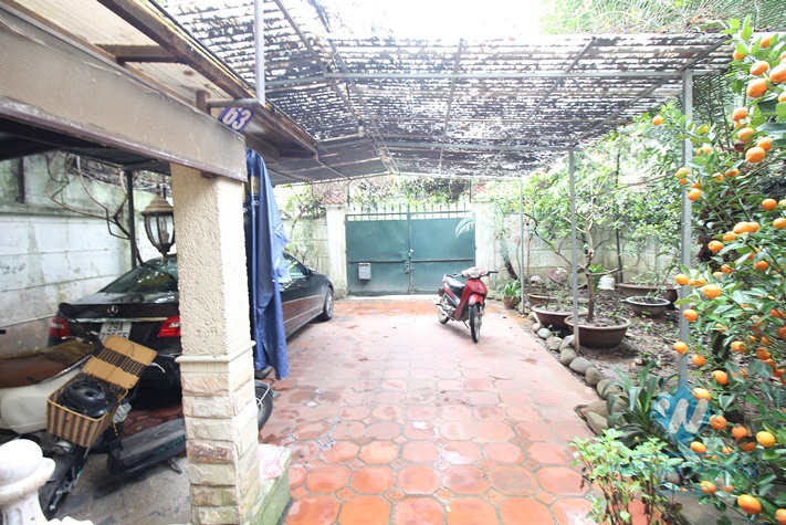 Green villa for rent in Tay Ho, Ha Noi